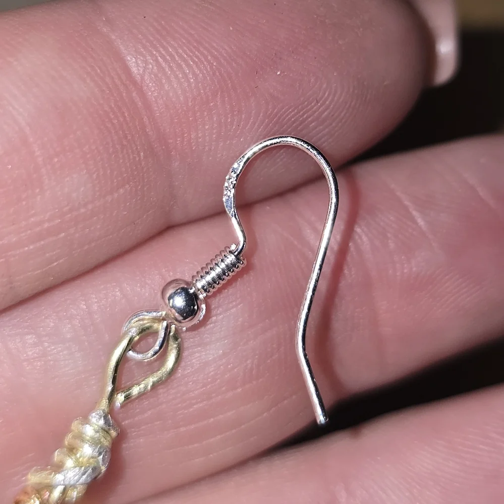 Hqndcrafted Gold and Brown Leaf Beaded Earrings - Picture 2 of 4
